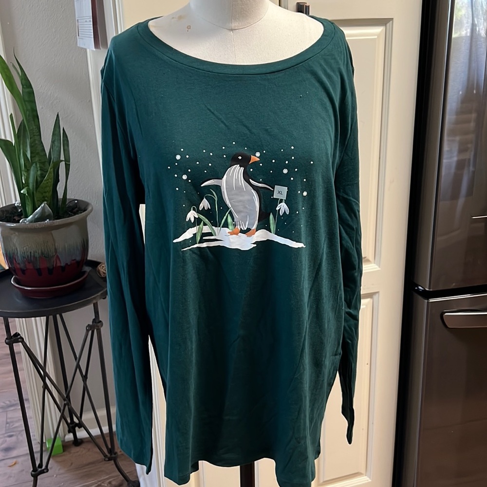 XL LOFT Green Penguin Tee Shirt #1417